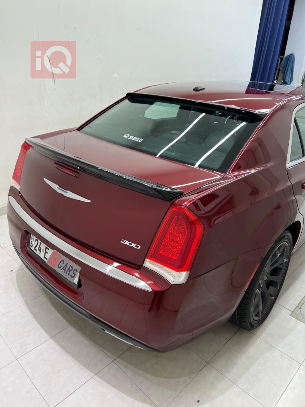 کرایسلەر 300